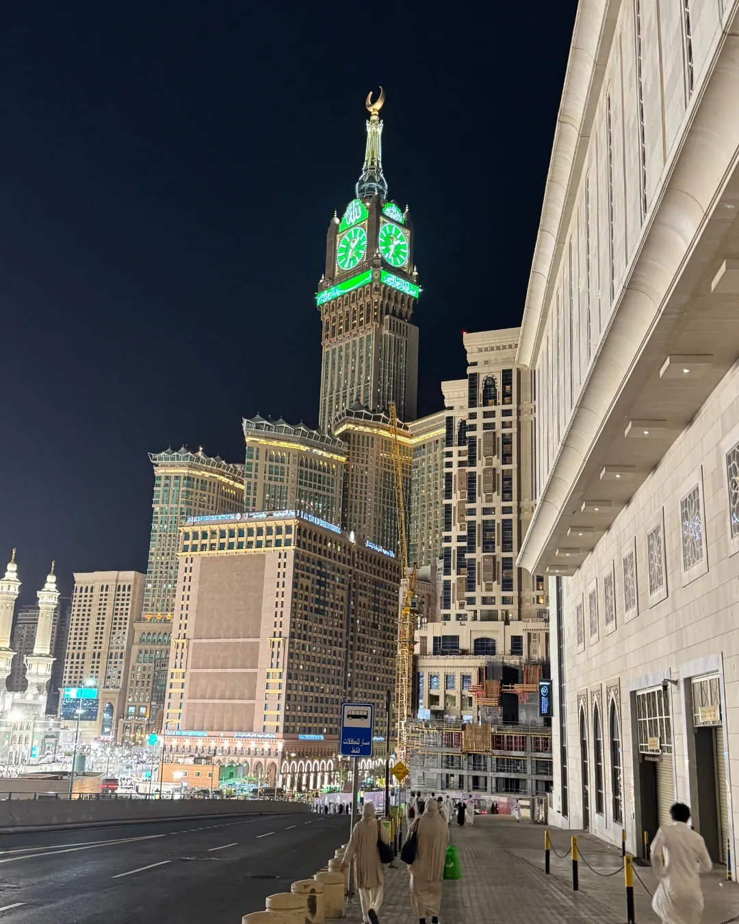 Foto Royal Clock Tower Saat Haji Plus