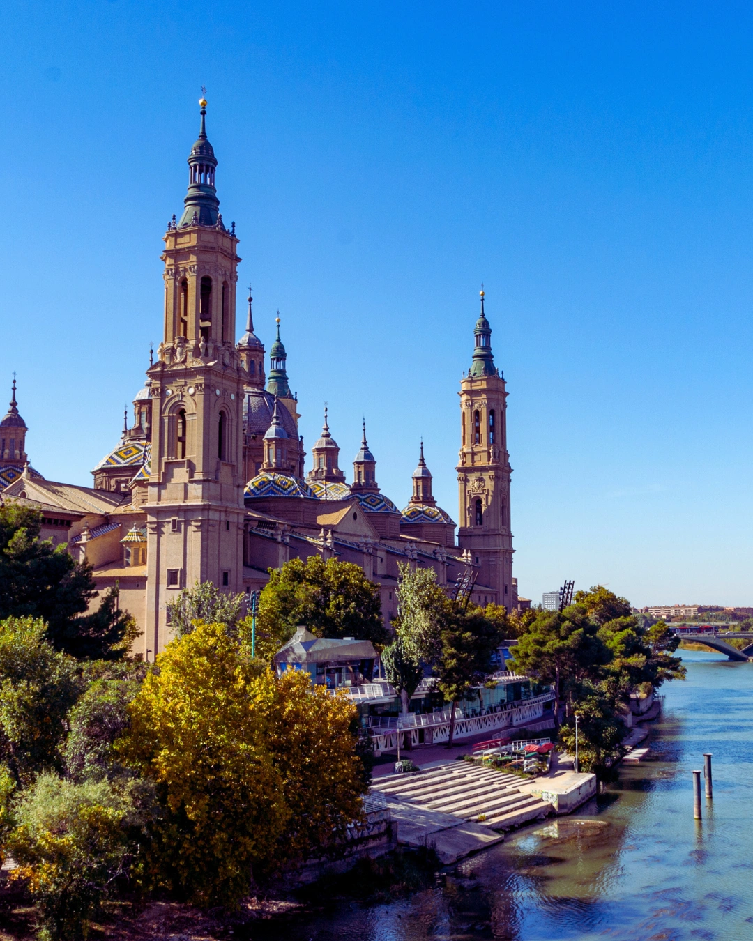 Basilica Nuestra Senore Del Pilar