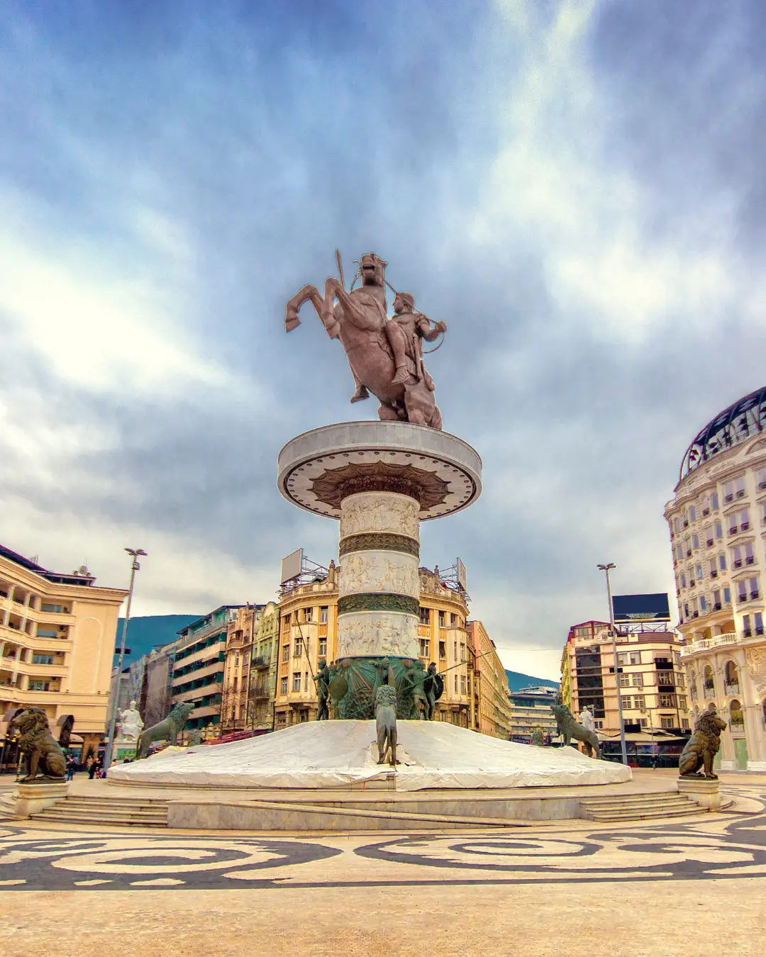 Statue of Alexander